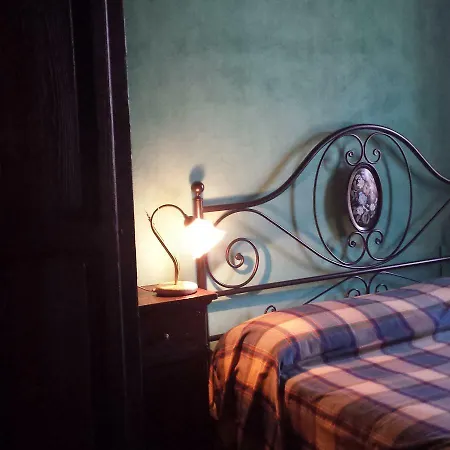 Podere San Lorenzo 1866 Farm stay *